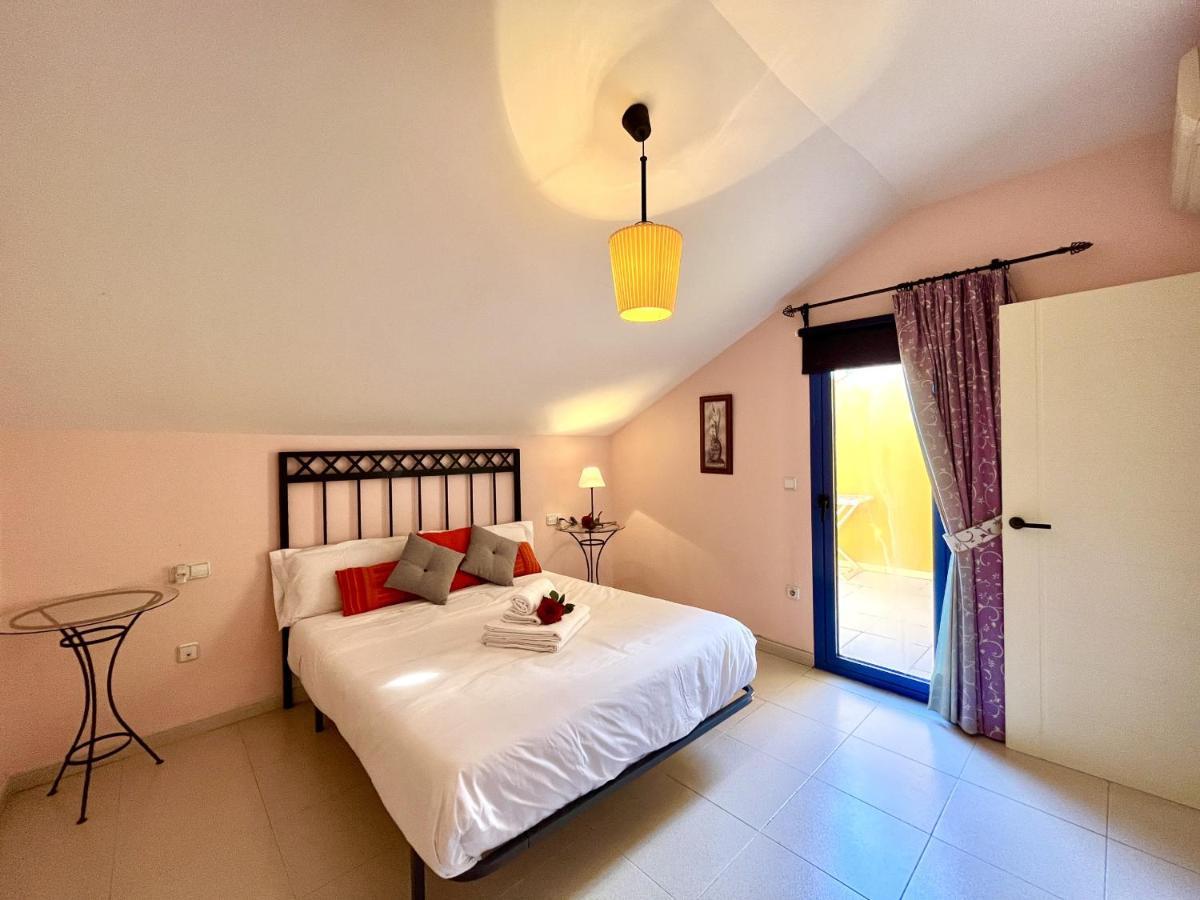 Donzella House By Gloove Apartment เดเนีย ภายนอก รูปภาพ